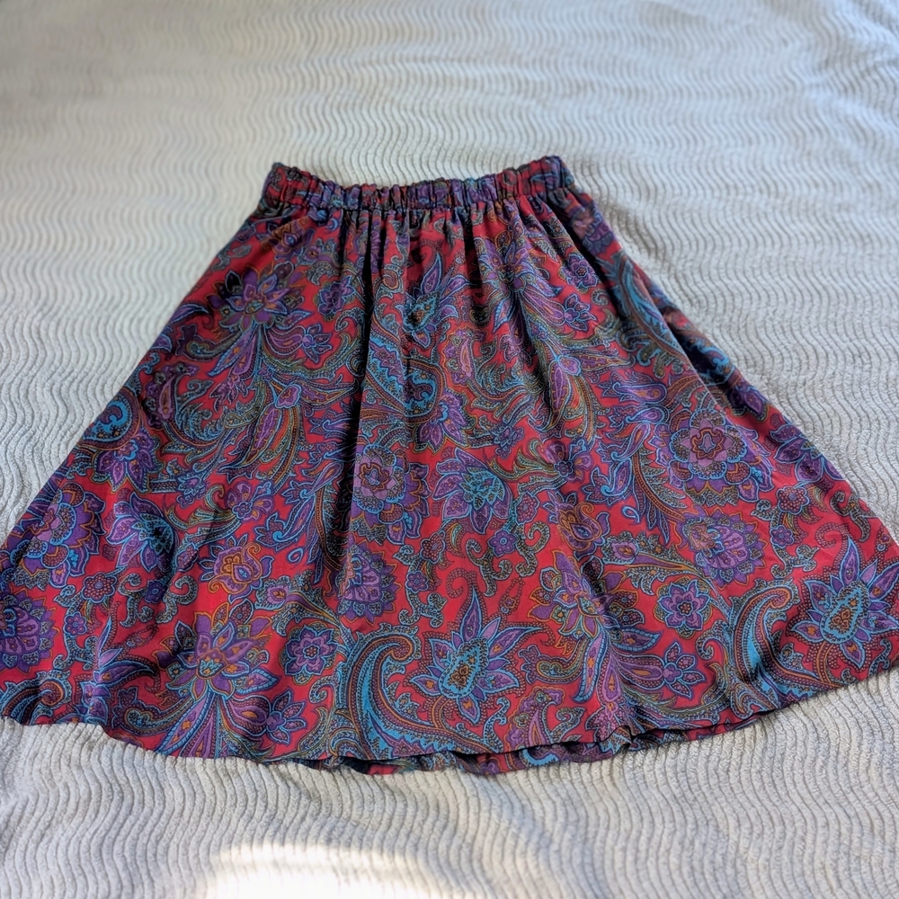 Elegant Paisley A-Line Skirt in Red and Blue Vintage
